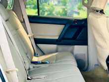 https://riyasewana.com/uploads/toyota-land-cruiser-2012-309532812394.jpg