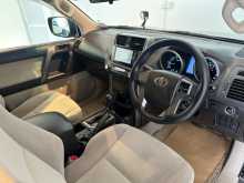 https://riyasewana.com/uploads/toyota-land-cruiser-2012-510085512313.jpg