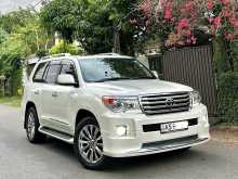 Toyota Land Cruiser Sahara V8 ZX 2012 SUV