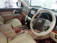 https://riyasewana.com/uploads/toyota-land-cruiser-2013-1116004612293.jpg