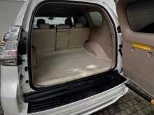 https://riyasewana.com/uploads/toyota-land-cruiser-2013-1413082212183.jpg