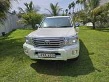 https://riyasewana.com/uploads/toyota-land-cruiser-2013-2320351412561.jpg