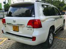 https://riyasewana.com/uploads/toyota-land-cruiser-2013-2411535512333.jpg