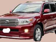 Toyota Land Cruiser V8 2013 SUV