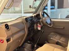 https://riyasewana.com/uploads/toyota-land-cruiser-2014-2010563412703.jpg