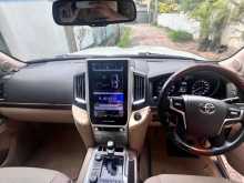 https://riyasewana.com/uploads/toyota-land-cruiser-2014-2218174812323.jpg