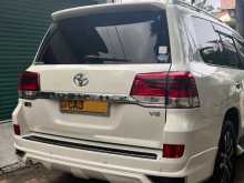 https://riyasewana.com/uploads/toyota-land-cruiser-2014-2218174812422.jpg