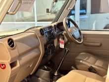 https://riyasewana.com/uploads/toyota-land-cruiser-2014-2812442412243.jpg