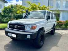 Toyota Land Cruiser 76 Series 2014 SUV