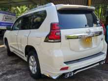 https://riyasewana.com/uploads/toyota-land-cruiser-2015-1220423412383.jpg