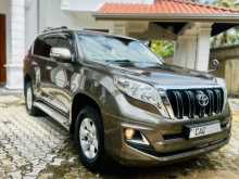 https://riyasewana.com/uploads/toyota-land-cruiser-2015-136485312462.jpg