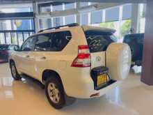 https://riyasewana.com/uploads/toyota-land-cruiser-2015-2013073612484.jpg