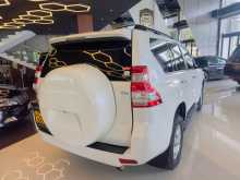 https://riyasewana.com/uploads/toyota-land-cruiser-2015-2013073612663.jpg