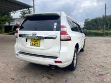 https://riyasewana.com/uploads/toyota-land-cruiser-2015-2017143012403.jpg