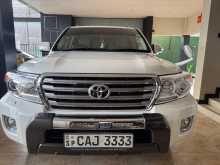 Toyota Land Cruiser VX V8 2015 SUV