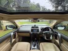 https://riyasewana.com/uploads/toyota-land-cruiser-2015-2510113112324.jpg