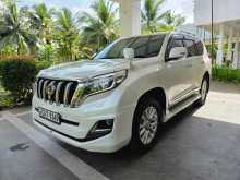 https://riyasewana.com/uploads/toyota-land-cruiser-2015-27232112642.jpg