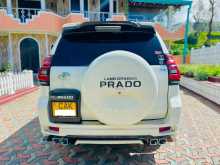 https://riyasewana.com/uploads/toyota-land-cruiser-2015-414522112694.jpg