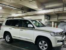 Toyota Land Cruiser V8 2015 SUV