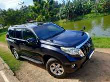 https://riyasewana.com/uploads/toyota-land-cruiser-2015-615501512212.jpg