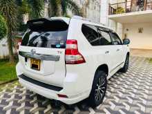 https://riyasewana.com/uploads/toyota-land-cruiser-2016-128321612822.jpg
