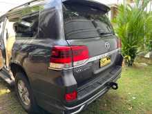 https://riyasewana.com/uploads/toyota-land-cruiser-2016-1419515012062.jpg