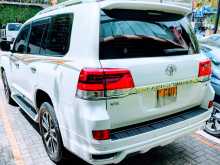 https://riyasewana.com/uploads/toyota-land-cruiser-2016-1515005412374.jpg
