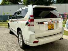 https://riyasewana.com/uploads/toyota-land-cruiser-2016-2712381112844.jpg