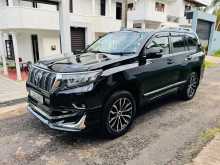 https://riyasewana.com/uploads/toyota-land-cruiser-2016-2913351212652.jpg