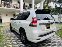 https://riyasewana.com/uploads/toyota-land-cruiser-2016-917380012582.jpg