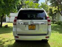 https://riyasewana.com/uploads/toyota-land-cruiser-2017-1313093812654.jpg