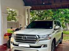 Toyota Land Cruiser VX V8 2017 SUV