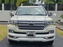 https://riyasewana.com/uploads/toyota-land-cruiser-2017-1921205712891.jpg
