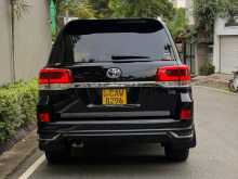 Toyota Land Cruiser 2017 SUV