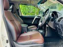 https://riyasewana.com/uploads/toyota-land-cruiser-2017-2515294012653.jpg