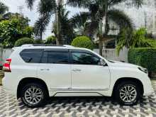 https://riyasewana.com/uploads/toyota-land-cruiser-2017-2515294012694.jpg