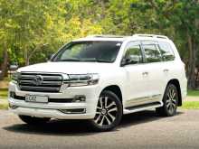 Toyota Land Cruiser V8 ZX 2017 SUV