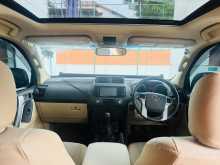 https://riyasewana.com/uploads/toyota-land-cruiser-2017-3123142612493.jpg