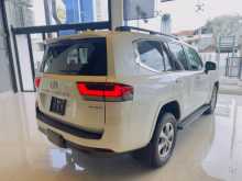 https://riyasewana.com/uploads/toyota-land-cruiser-2024-1917102912513.jpg