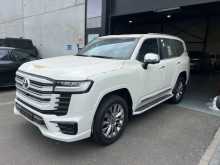 Toyota Land Cruiser V6 2024 SUV
