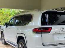 https://riyasewana.com/uploads/toyota-land-cruiser-2025-211455212774.jpg