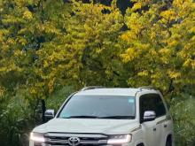 Toyota Land Cruiser 2013 SUV