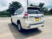 https://riyasewana.com/uploads/toyota-land-cruiser-2113540724.jpg