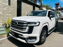 Toyota Land Cruiser 300 2023 SUV