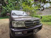 Toyota Land Cruiser Sahara 100 1998 SUV