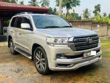 Toyota Land Cruiser Sahara V8 2008 SUV