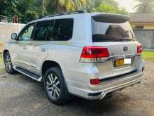 https://riyasewana.com/uploads/toyota-land-cruiser-2134029933.jpg