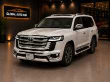 Toyota Land Cruiser LC300 2025 SUV