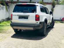 https://riyasewana.com/uploads/toyota-land-cruiser-22125117163.jpg