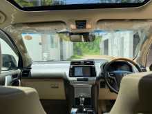 https://riyasewana.com/uploads/toyota-land-cruiser-221316204653.jpg